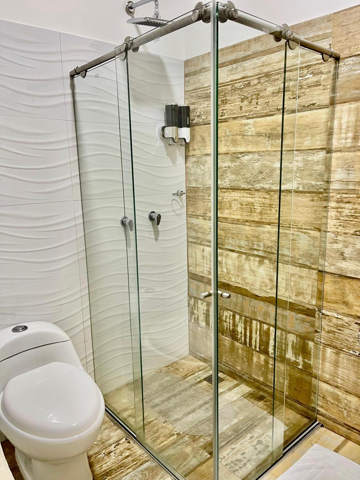 Hotel Cattaleya City Кали Экстерьер фото