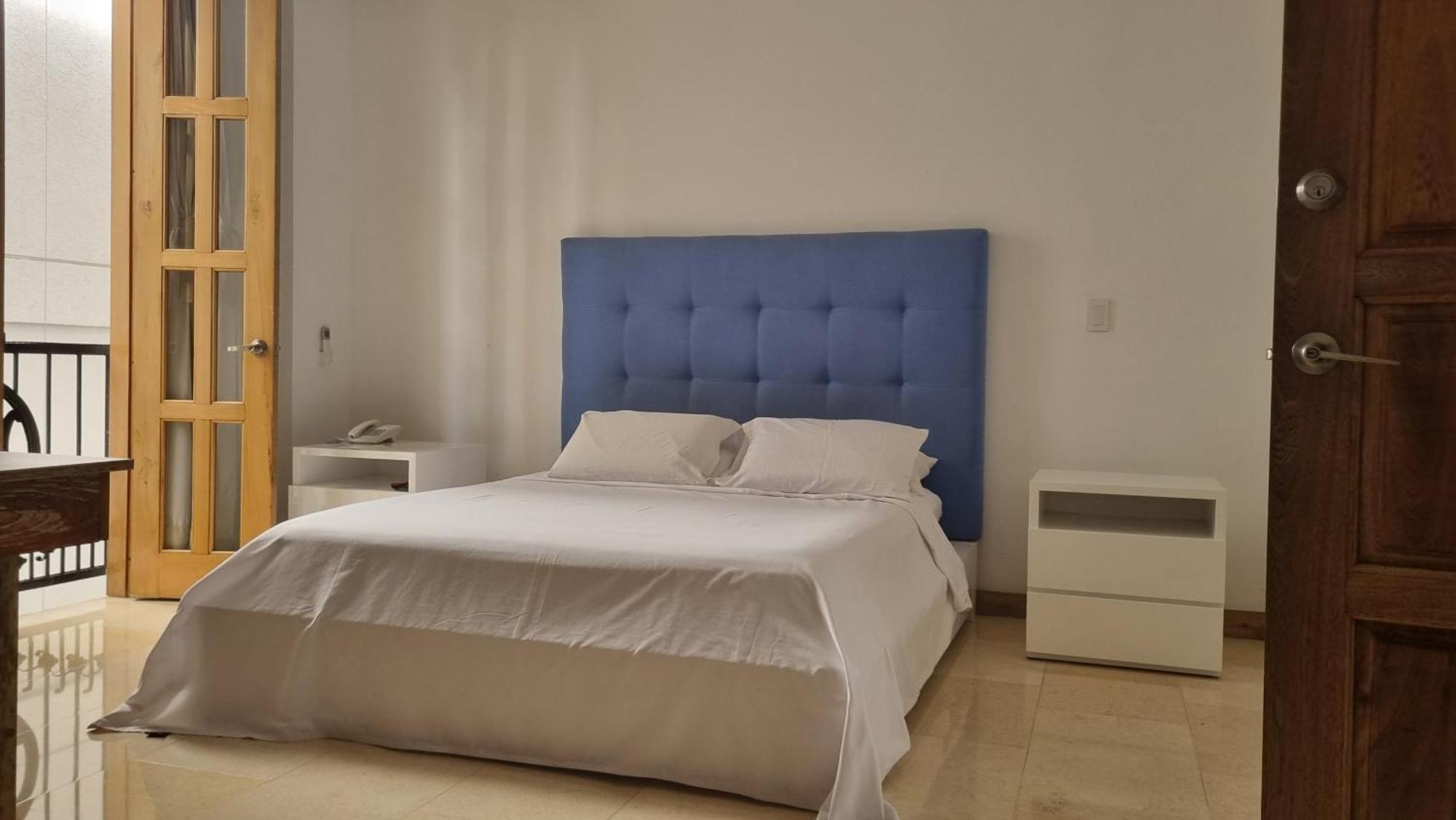 Hotel Cattaleya City Кали Экстерьер фото