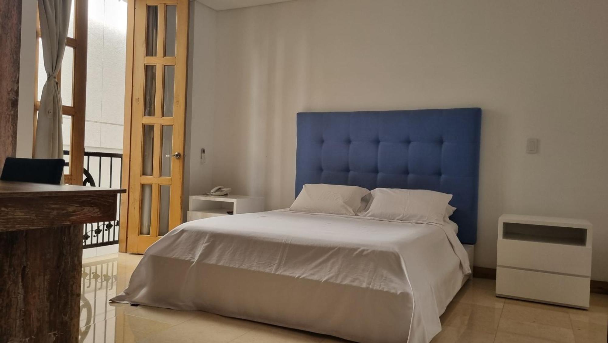 Hotel Cattaleya City Кали Экстерьер фото