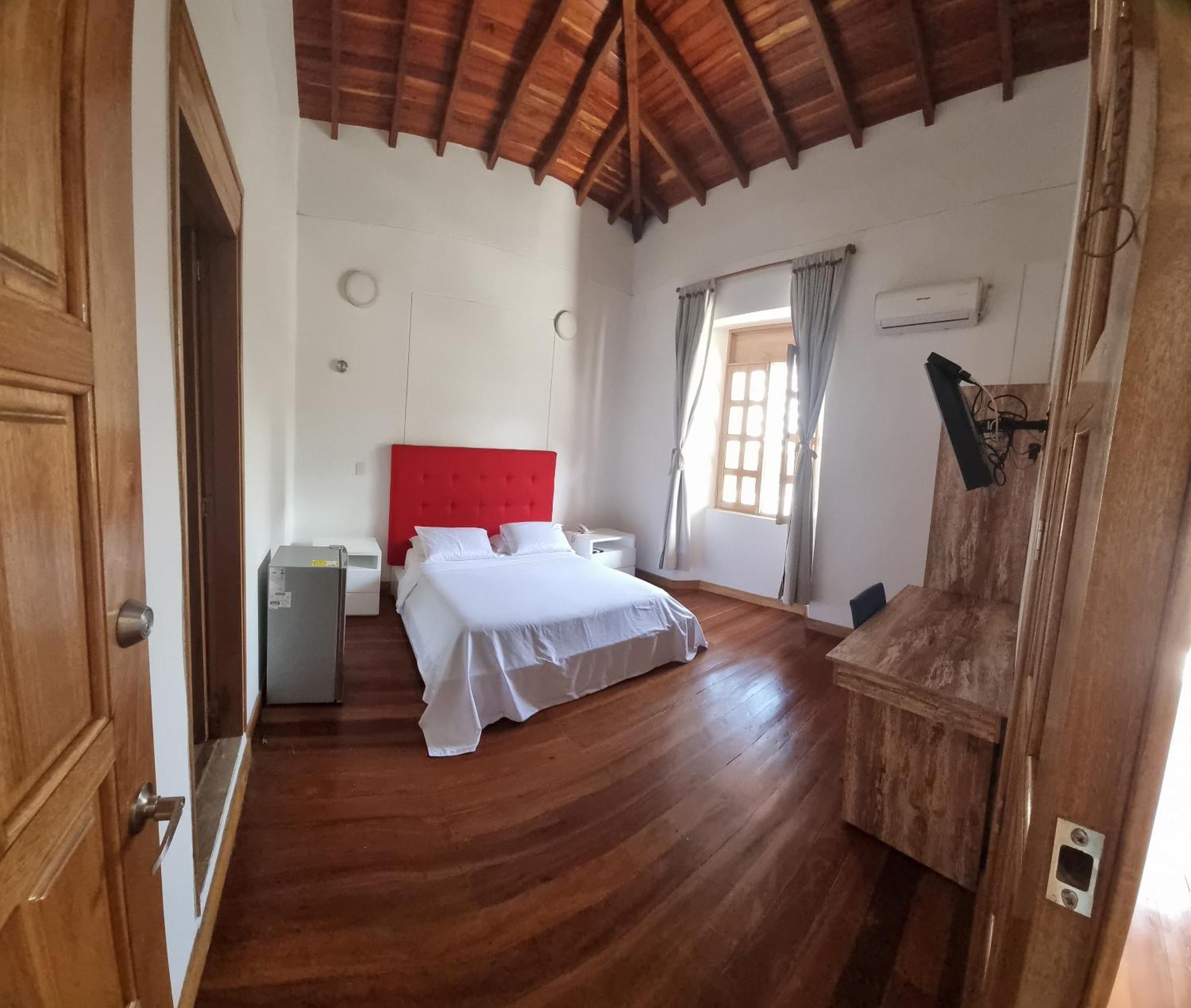 Hotel Cattaleya City Кали Экстерьер фото