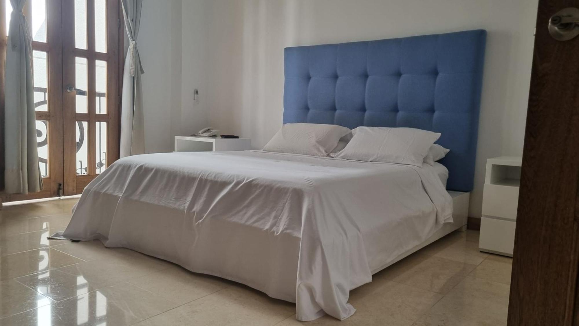 Hotel Cattaleya City Кали Экстерьер фото